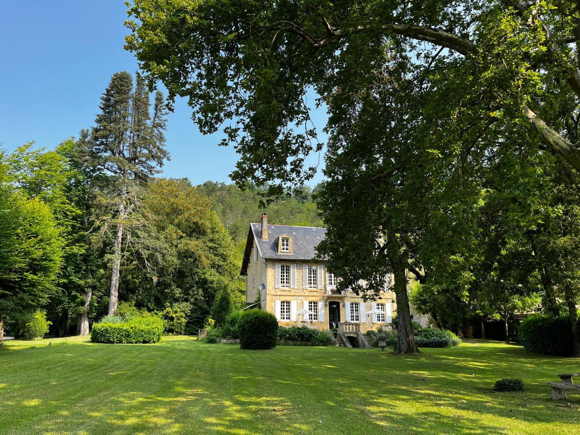 Siorac-en-Périgord Le Bouquet Bleu Bed And Breakfast מראה חיצוני תמונה